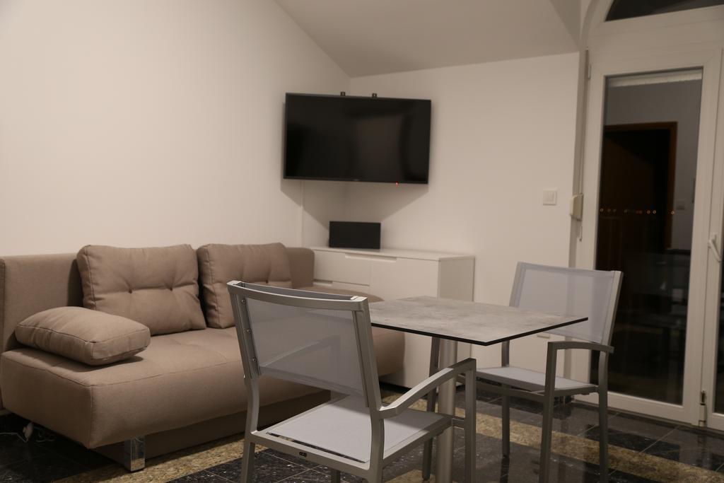 Mk | Apartments Nin วรซี ภายนอก รูปภาพ